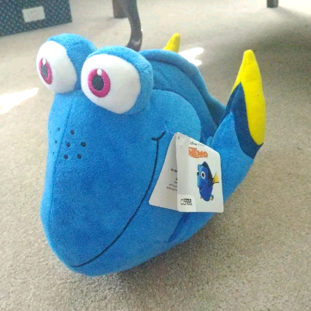 Dory plush